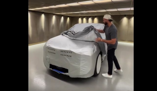 "Распаковка" новенького BMW XM