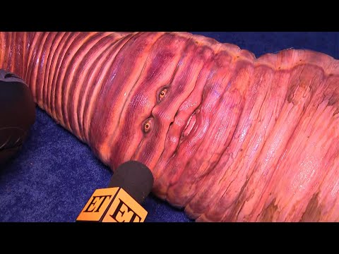 Хайди Клум в образе червя – видео