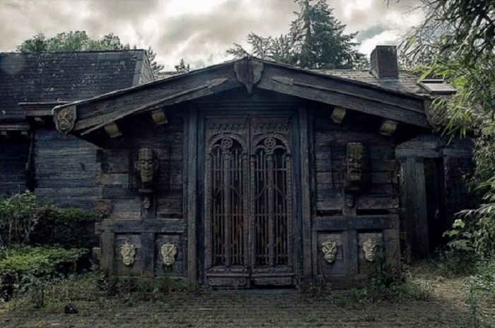 T'Spookhuys: бельгийский ресторан призраков