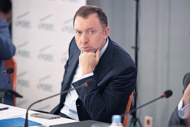 Дерипаска: пришло время быстро продавать доллары и покупать евро, много юаней и золота