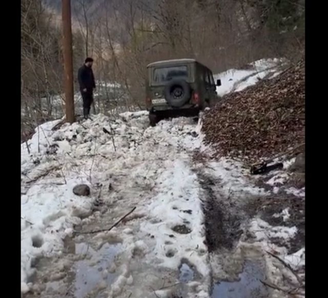 Фейл на УАЗе, или как избавиться от машины за пару секунд