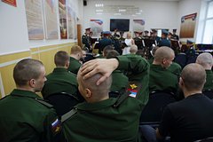 В Госдуму внесли законопроект о штрафах для работодателей за трудоустройство уклонистов
