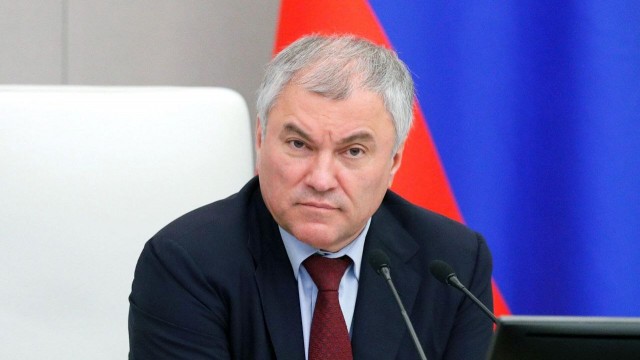Володин призвал вернуться уехавших россиян, пока не поздно