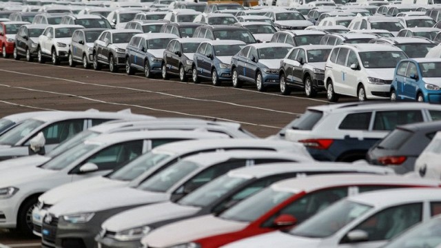 Китай ликует: ЕС запретил поставки в Россию всех автомобилей
