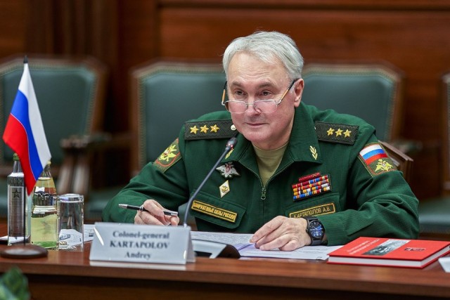 Картаполов заявил о необходимости принять в России закон о ЧВК