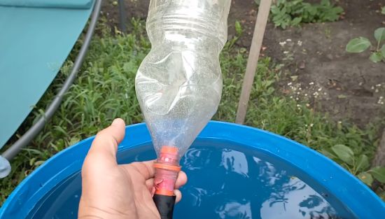 Полив из бочки без насоса
