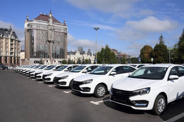 Старт пересадки на отечественные автомобили