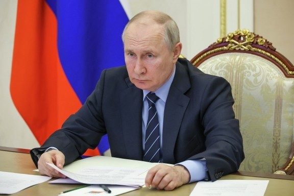 Владимир Путин наградил старшую дочь Рамзана Кадырова Айшат медалью «За заслуги перед Отечеством» II степени