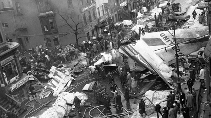 6 декабря 1960 года на город Нью-Йорк рухнули сразу два авиалайнера