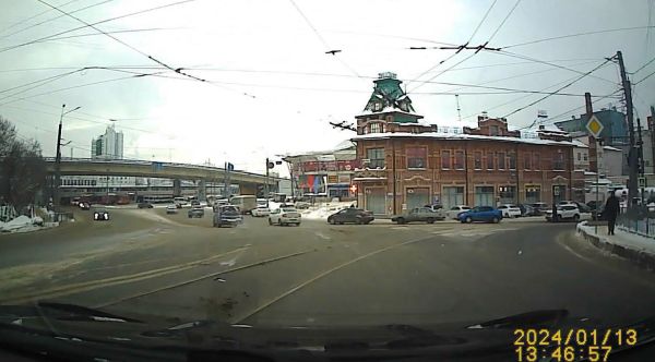 Когда ты один и против тебя весь город