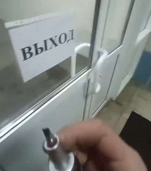 Как регулировать дверной доводчик⁠⁠