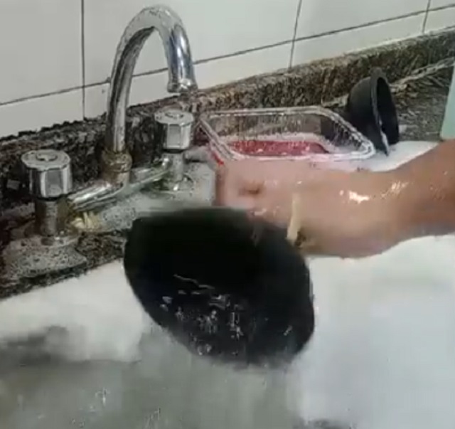 Самый эффективный метод устранения засоров в раковине