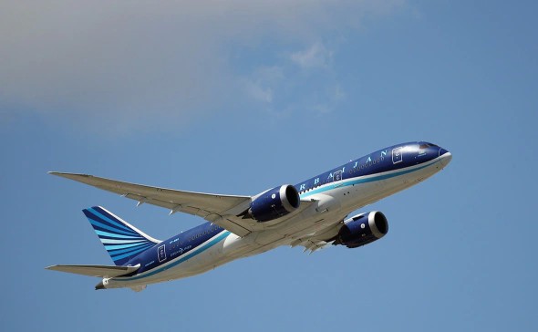 Azerbaijan Airlines прекратила выполнение рейсов в семь российских городов