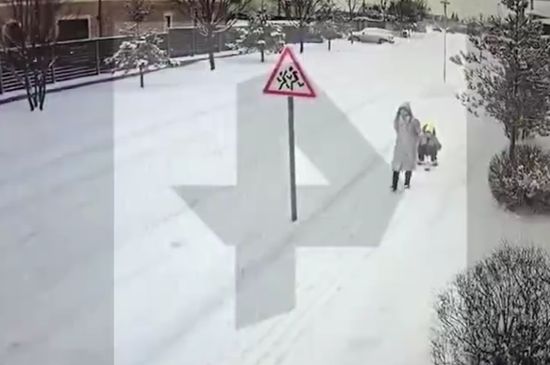 Пьяная мразь за рулем "Порше" сбила насмерть мальчика в Новой Москве