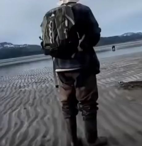 Отпугнули!