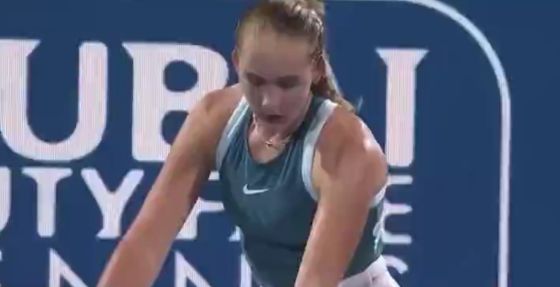 17-летняя россиянка Мирра Андреева стала самой молодой победительницей теннисного турнира категории WTA 1000