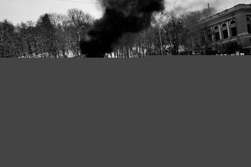 Полуголые девушки, Майдан и социальные сцены в объективе Романа Бордуна