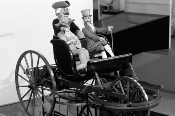 Механик-самоучка Иван Кулибин и его шедевры Механик-самоучка Иван Кулибин и его шедевры