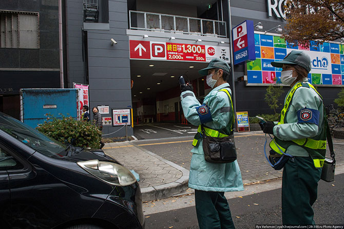 Как в Японии решили проблему с парковками Как в Японии решили проблему с парковками