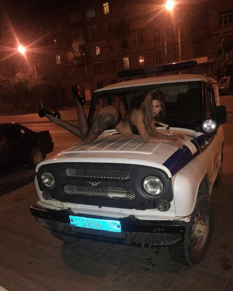 Фото девушек из социальных сетей