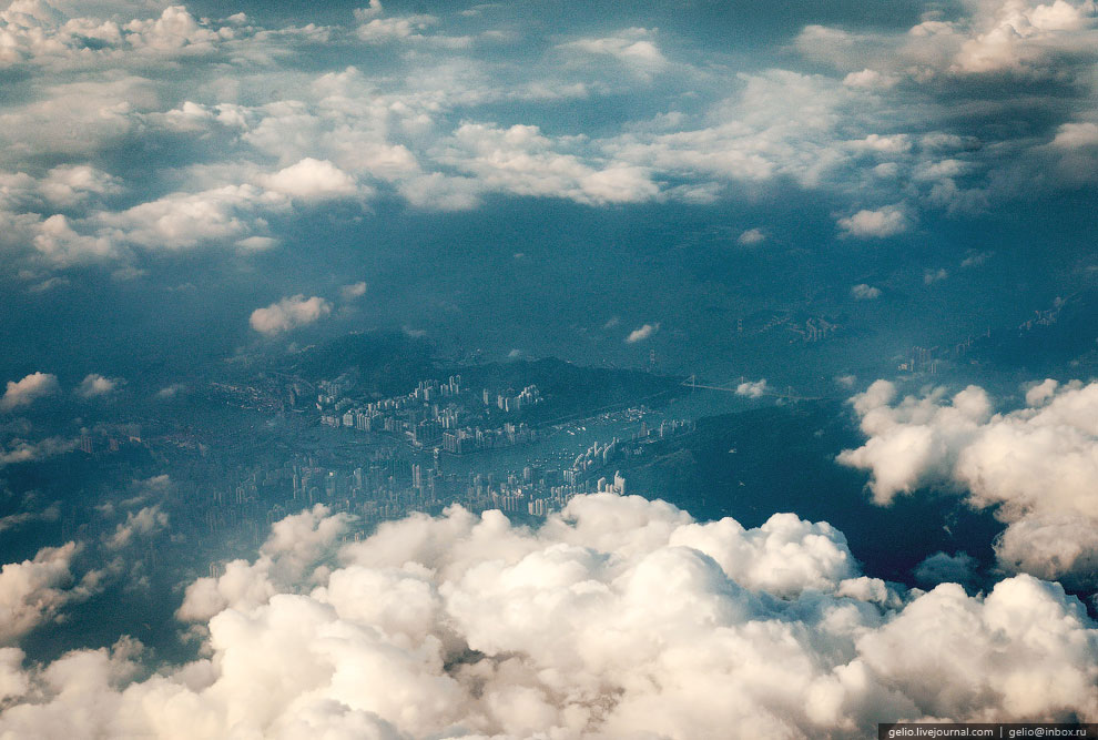 Земля из окна самолета в 2013 году Земля из окна самолета в 2013 году