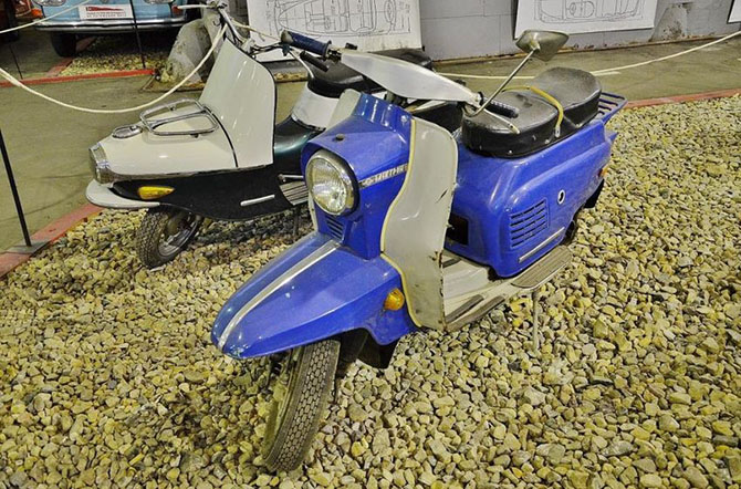 Экскурсия по самому крупному в мире музею советских автомобилей