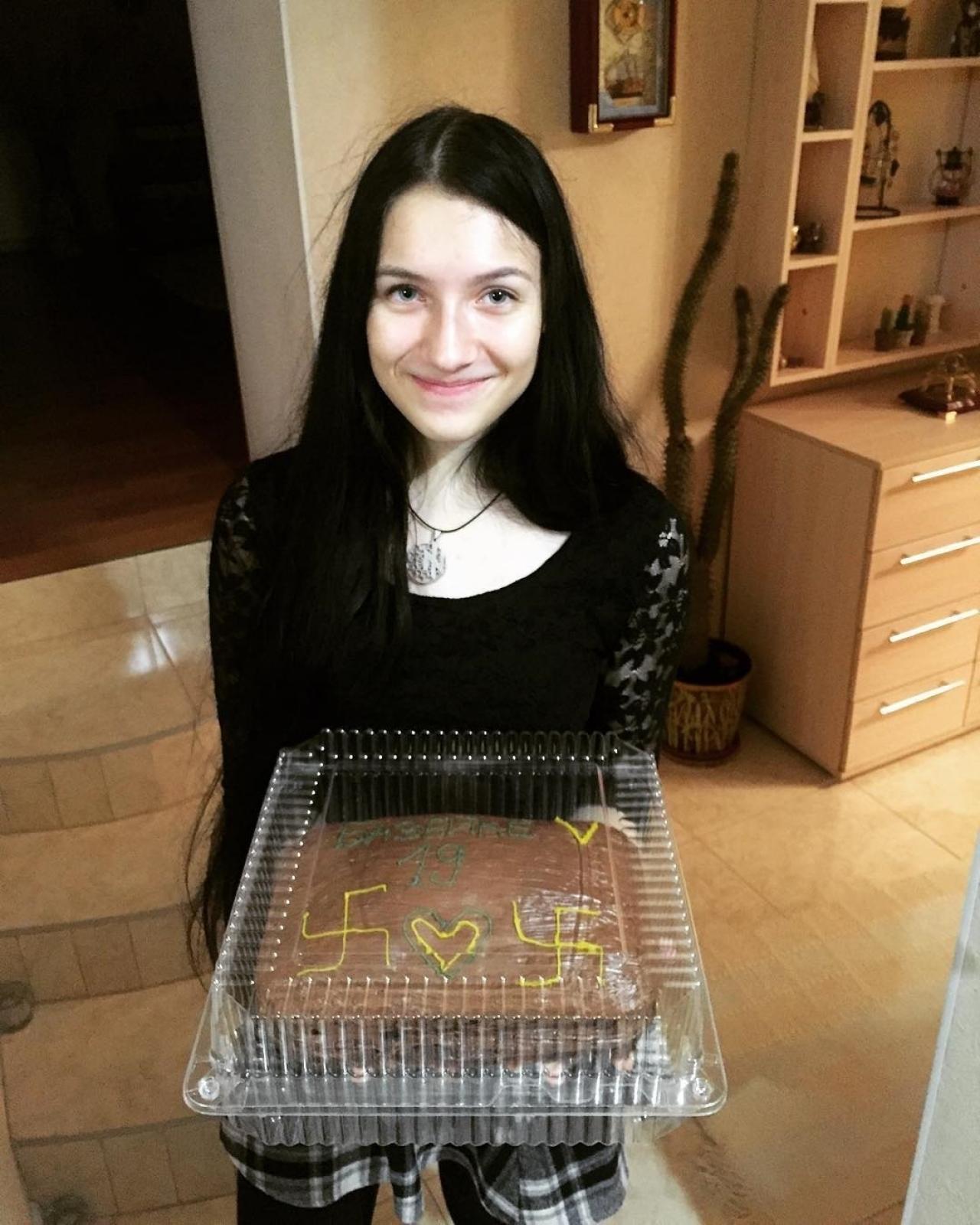 Правые девчонки