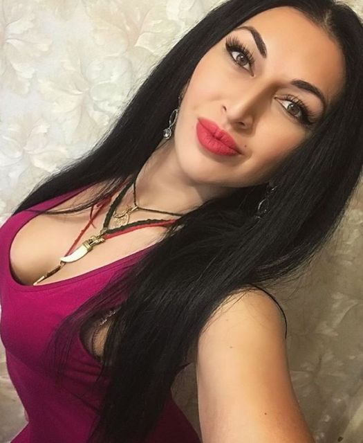 Помощницы российских политиков