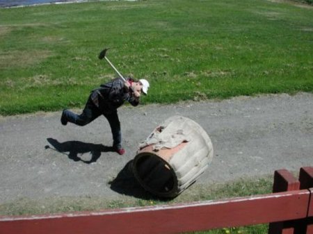  Брутальное разрушение (16 фото)