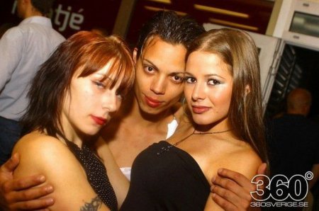 Девушки из ночных клубов Швеции (35 фото)