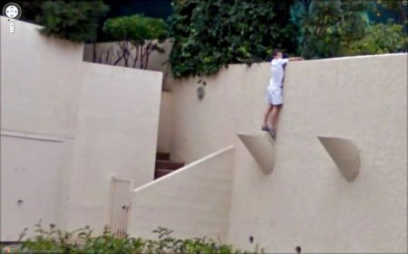 Кадры найденные на Google Street View (58 фото)