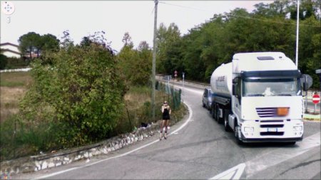 Кадры найденные на Google Street View (58 фото)