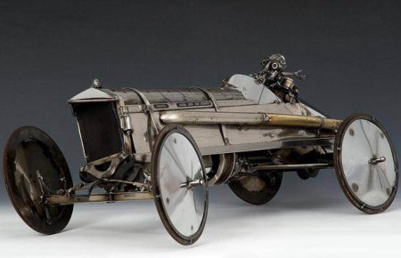 Автомобильные скульптуры James Corbett